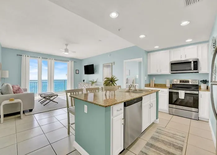 Sunny Shore Oasis Condo With Gulf Views, Pool And Hot Tub